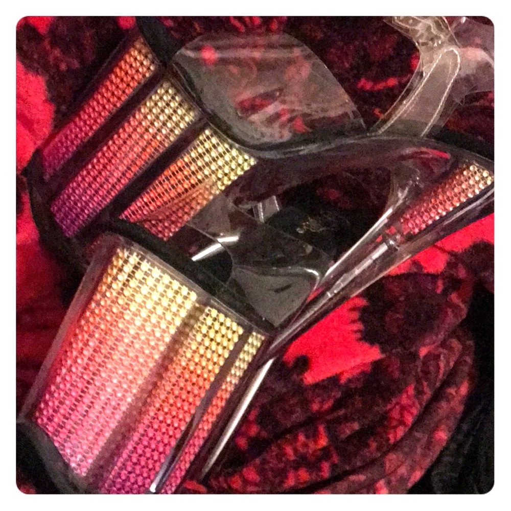 Pleaser heels UV reactive